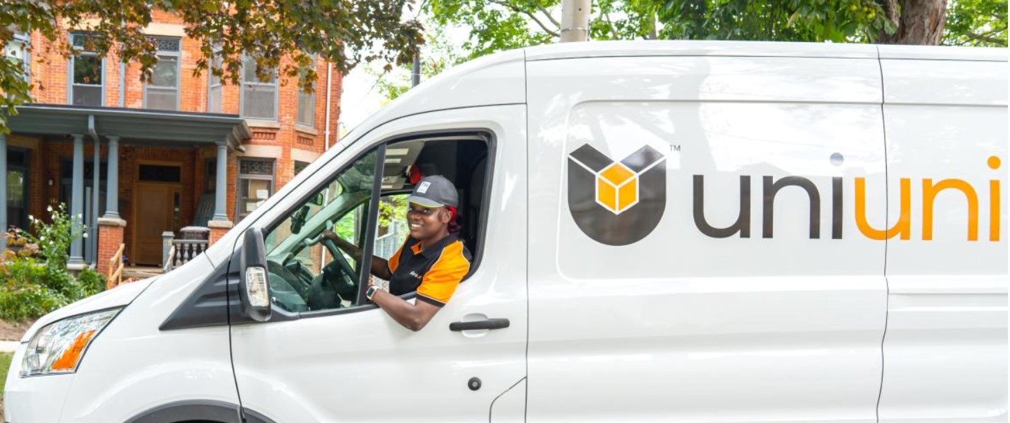 UniUni delivery van, real photo
